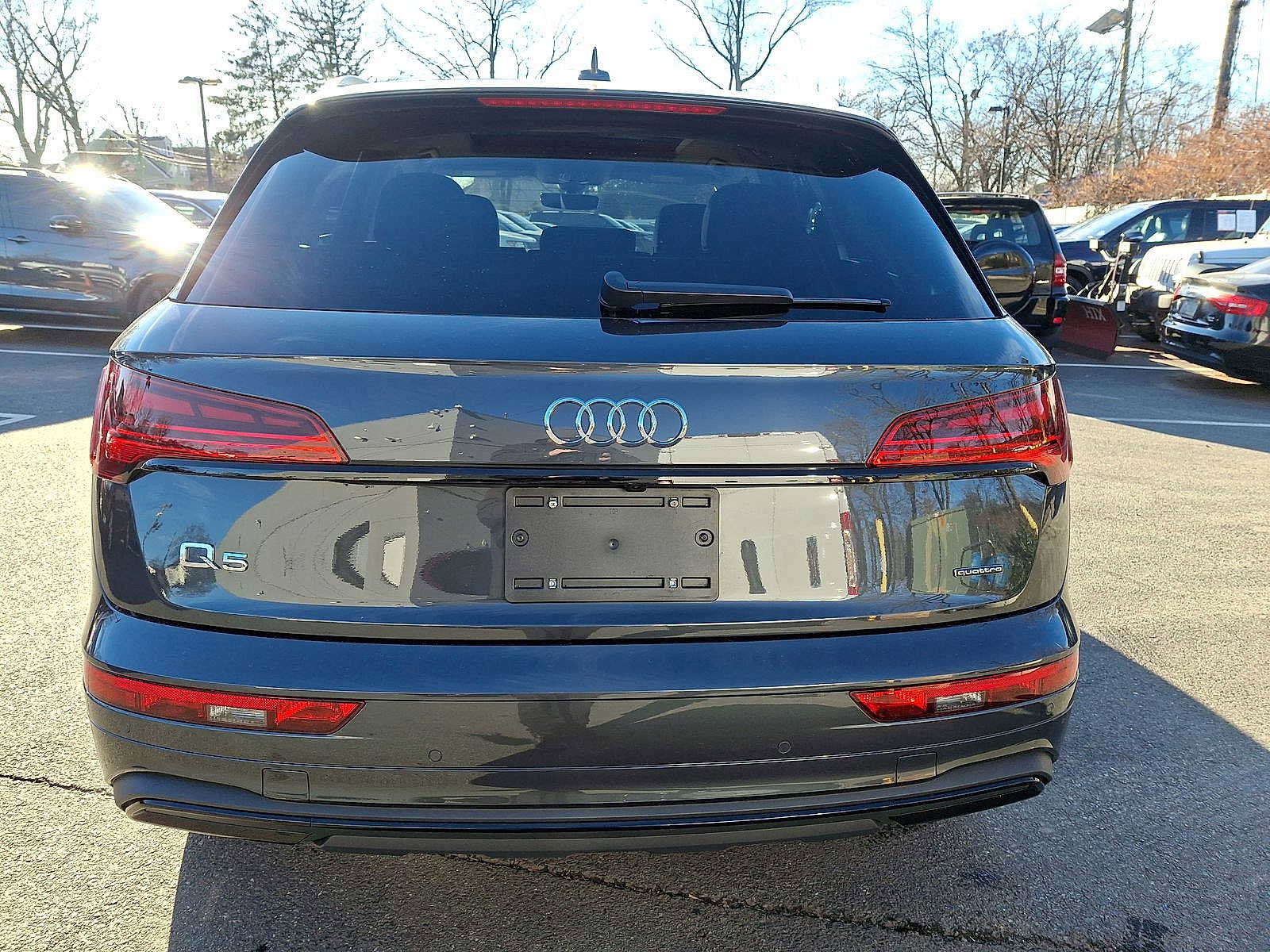 Certified 2025 Audi Q5 2.0T Premium w/ Convenience Plus Package image 23