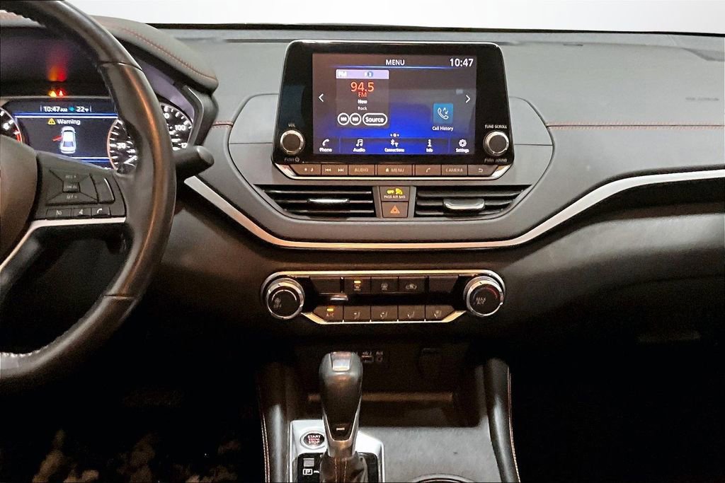 Used 2022 Nissan Altima 2.5 SR image 9