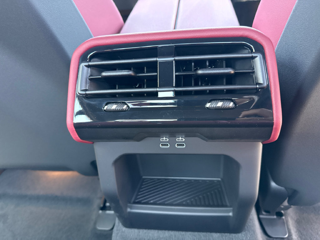 New 2027 BMW 530i w/ M Sport Package RWD image 16