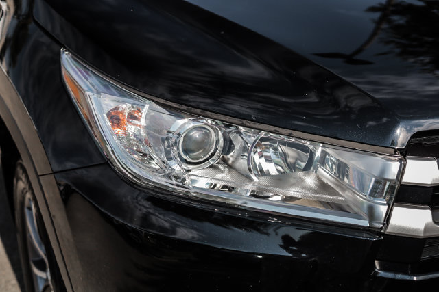 Used 2019 Toyota Highlander XLE AWD/4WD image 8