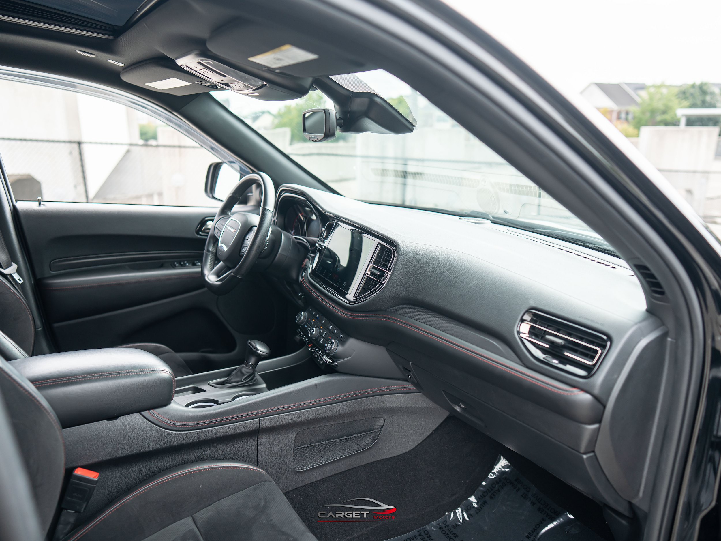Used 2023 Dodge Durango R/T w/ Tow 'N Go Package AWD/4WD image 15