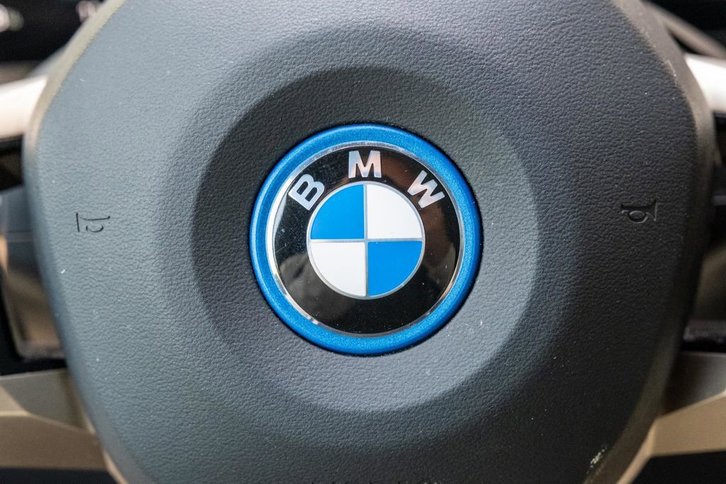 Used 2024 BMW iX xDrive50 w/ Sport Package AWD/4WD image 24
