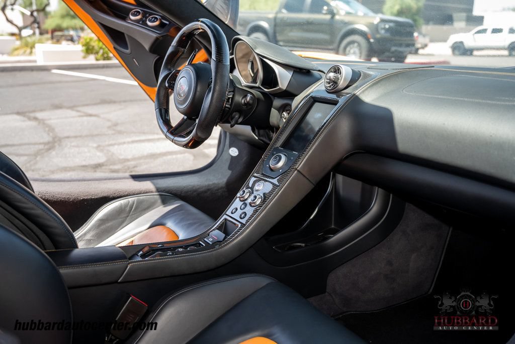 Used 2012 McLaren MP4-12C Coupe RWD image 27