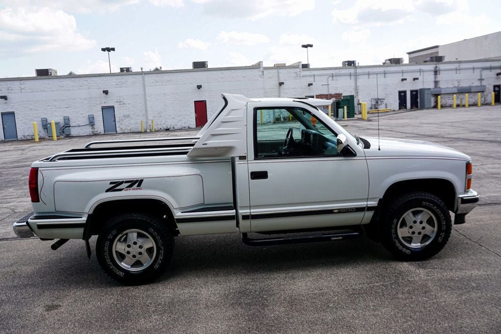 Used 1992 Chevrolet Silverado 1500 4x4 Regular Cab image 56