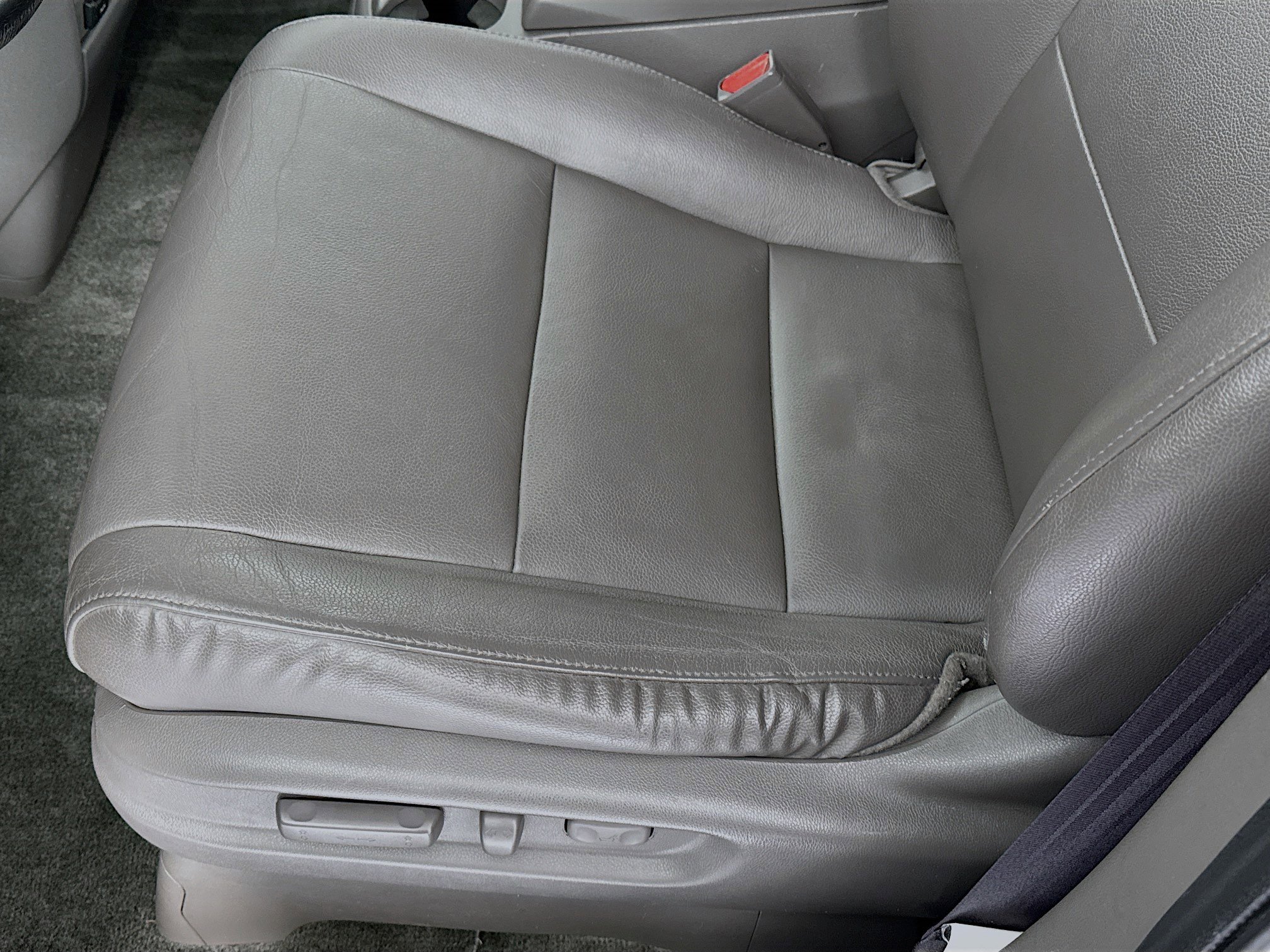 Used 2015 Honda Odyssey EX-L image 18