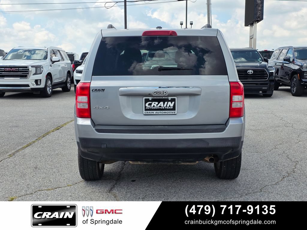 Used 2017 Jeep Patriot Sport w/ Power Value Group AWD/4WD image 6