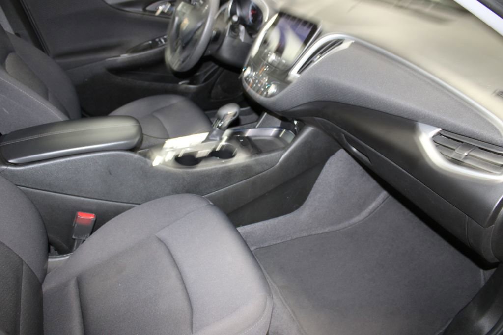 Used 2023 Chevrolet Malibu LT image 19