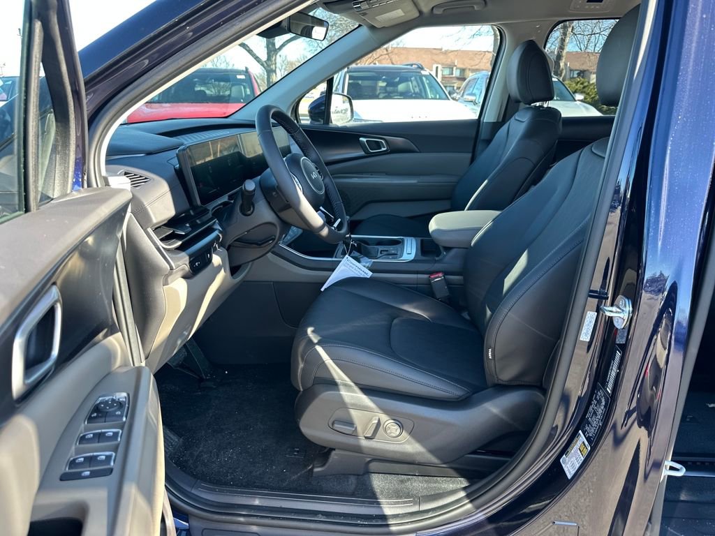 New 2026 Kia Carnival LXS image 9