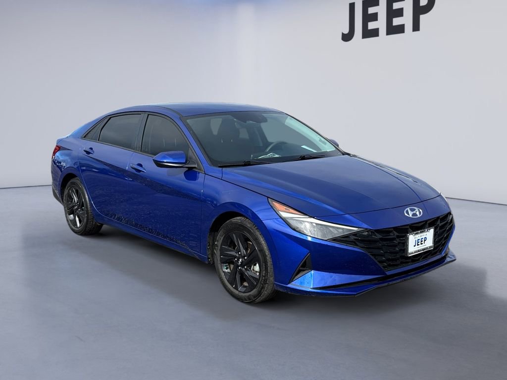 Used 2021 Hyundai Elantra SEL w/ Cargo Package image 8