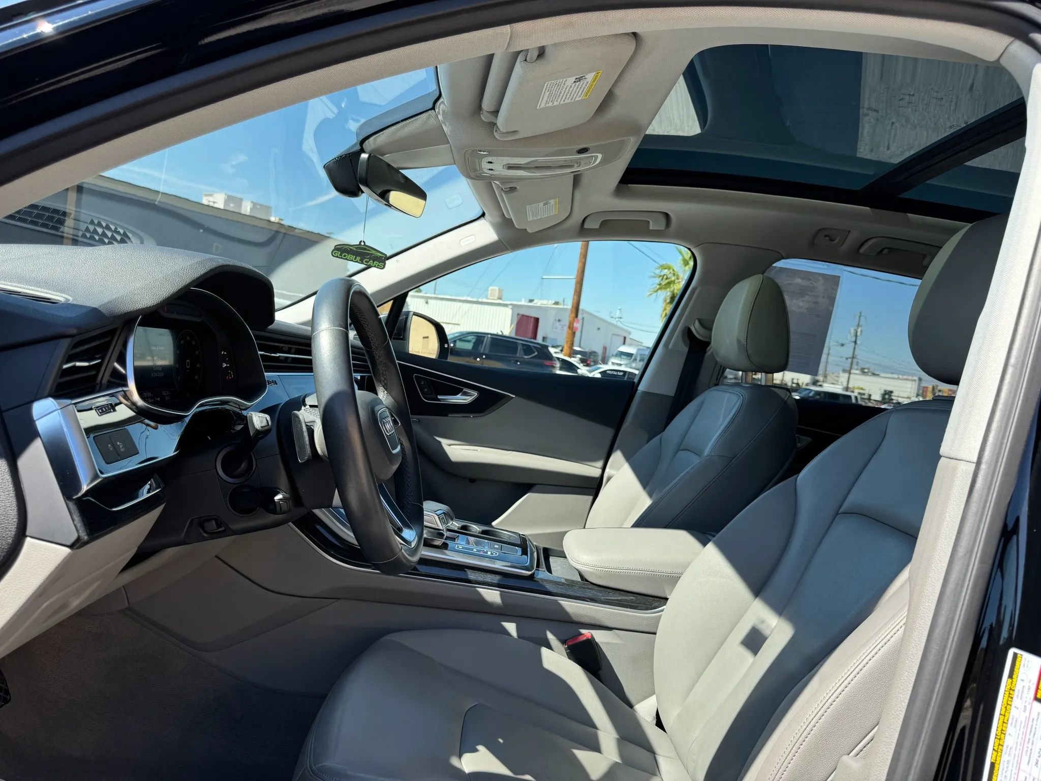 Used 2021 Audi Q7 3.0T Premium image 14