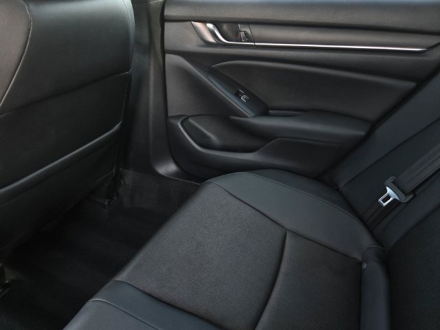 Used 2020 Honda Accord Sport image 13