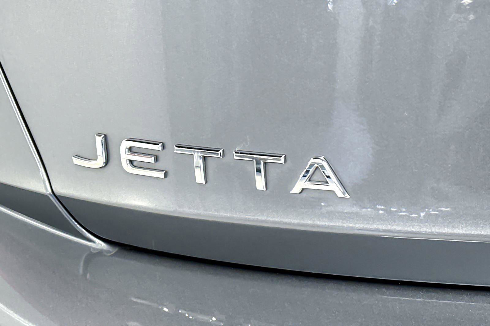 Used 2022 Volkswagen Jetta Sport image 23