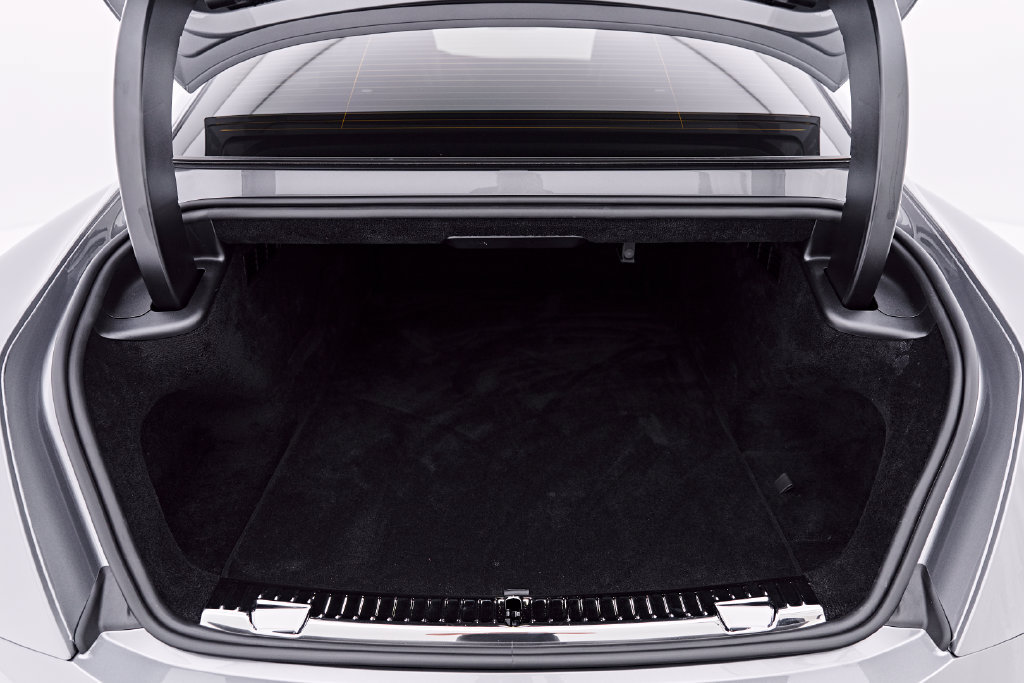 Used 2025 Rolls-Royce Spectre Black Badge AWD/4WD image 38