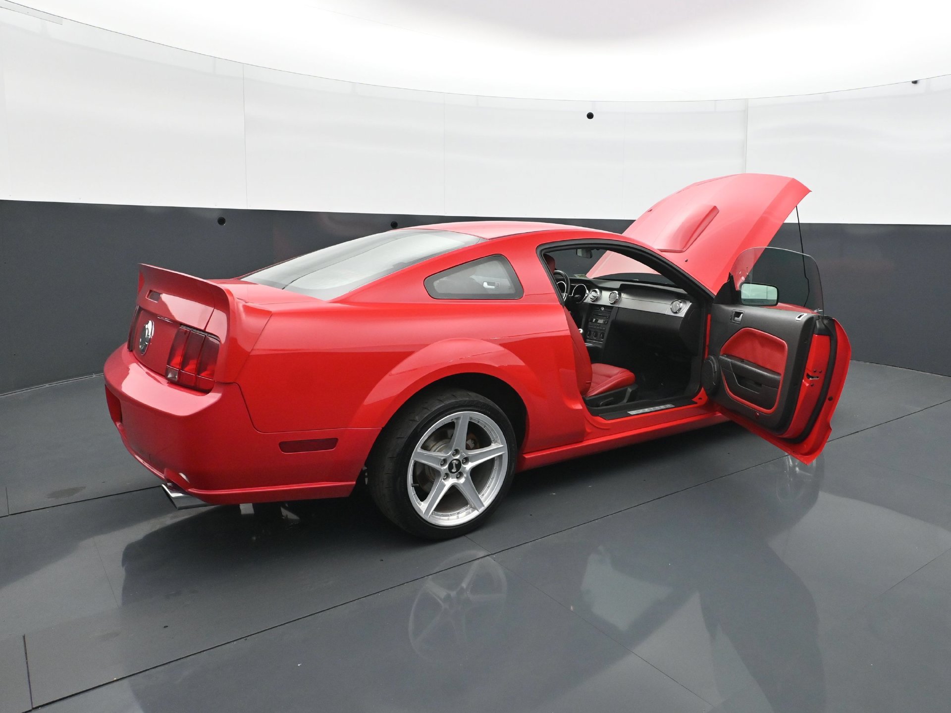 Used 2007 Ford Mustang GT Premium RWD image 30