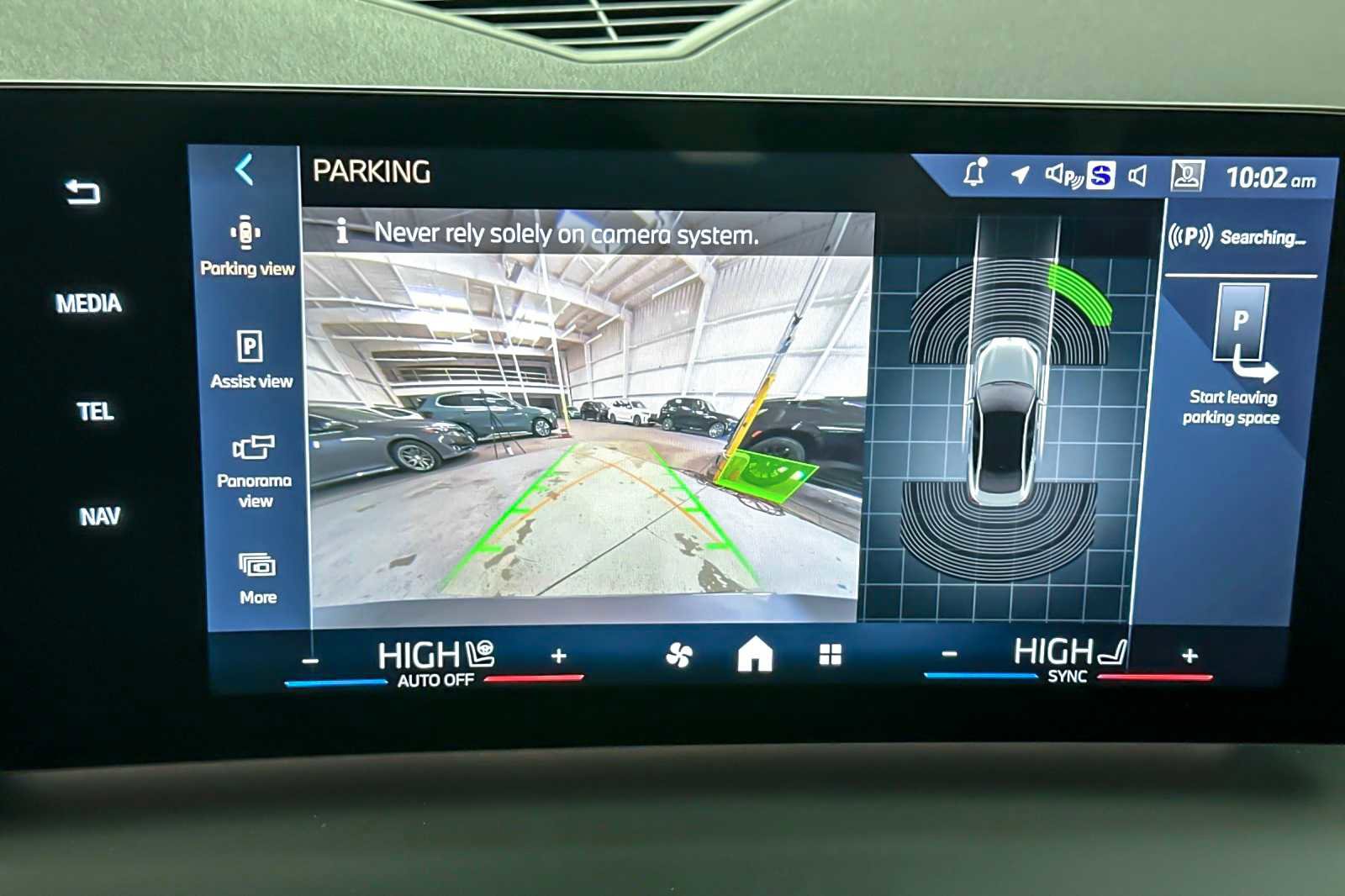 Used 2025 BMW 228i xDrive w/ Premium Package image 18