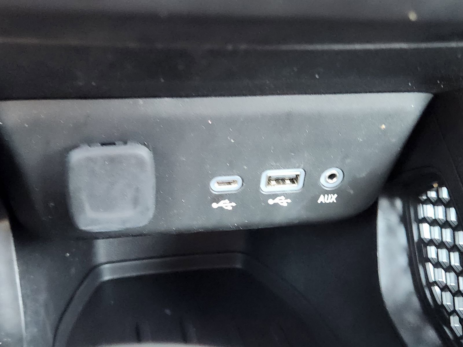 Used 2023 Chevrolet TrailBlazer LS image 21