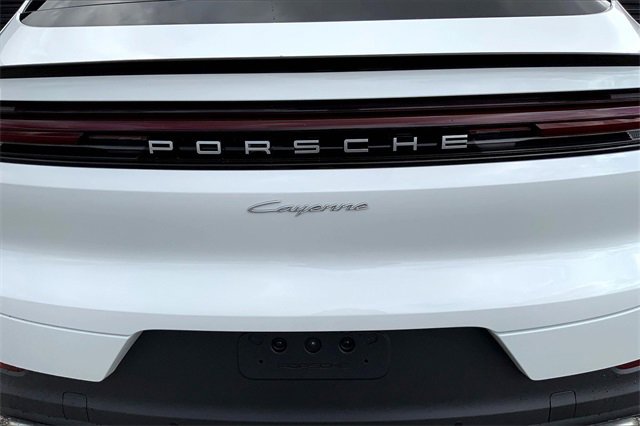 New 2026 Porsche Cayenne Coupe image 38