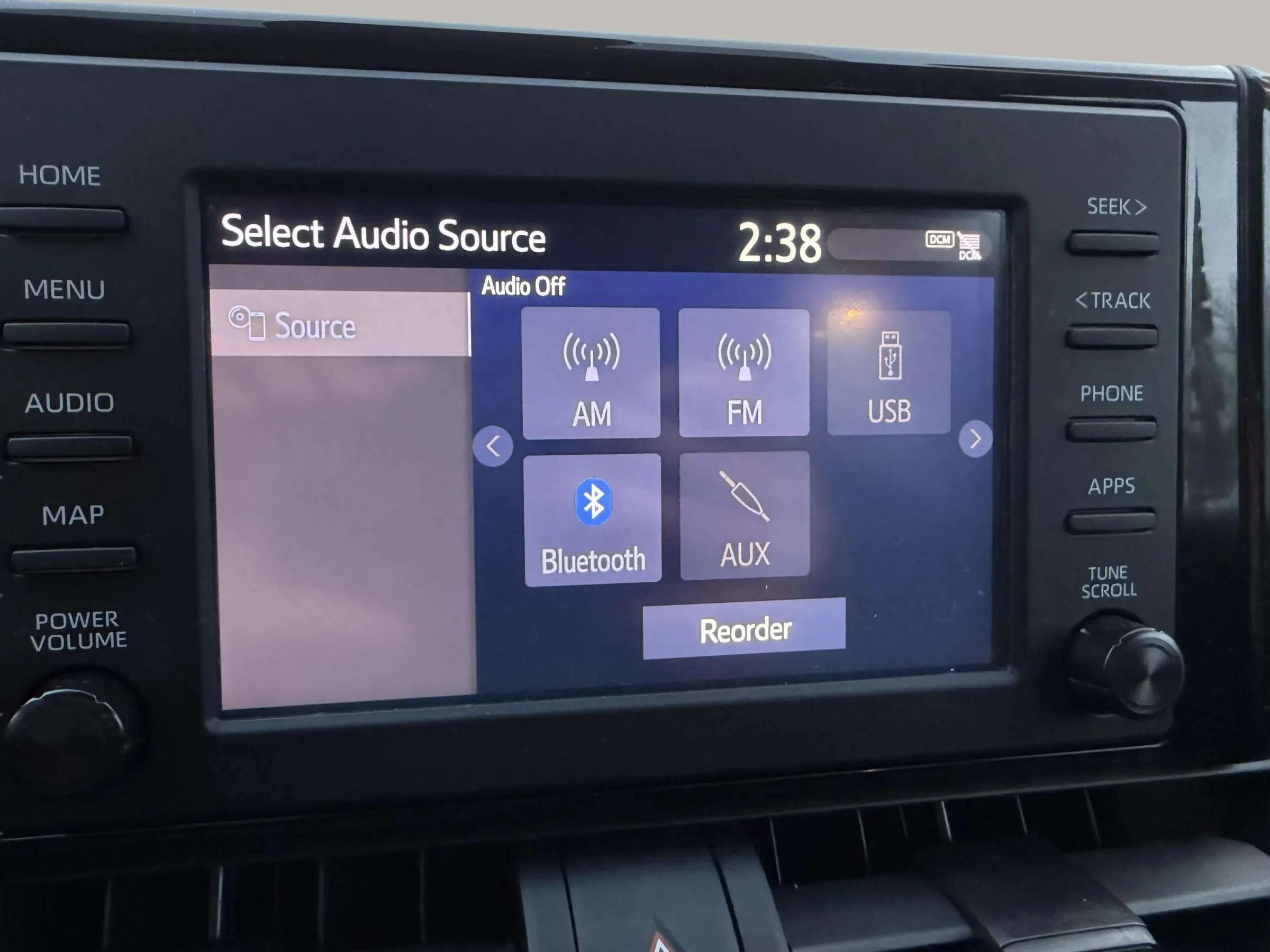 Used 2019 Toyota RAV4 LE image 32