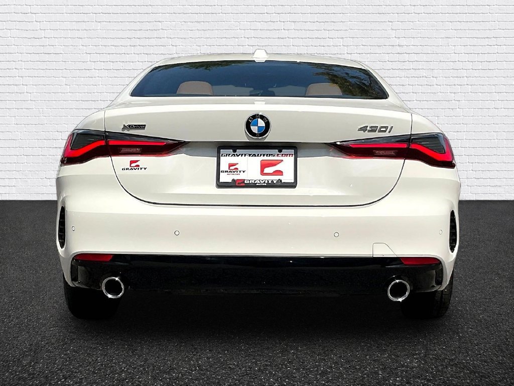 Used 2024 BMW 430i xDrive Coupe w/ Convenience Package AWD/4WD image 5