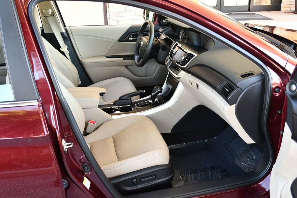 Used 2014 Honda Accord EX-L image 41
