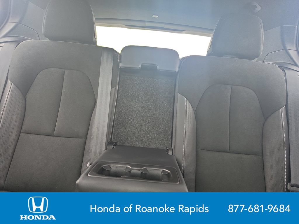 Used 2020 Volvo XC40 T4 R-Design w/ Protection Package Premier FWD image 18