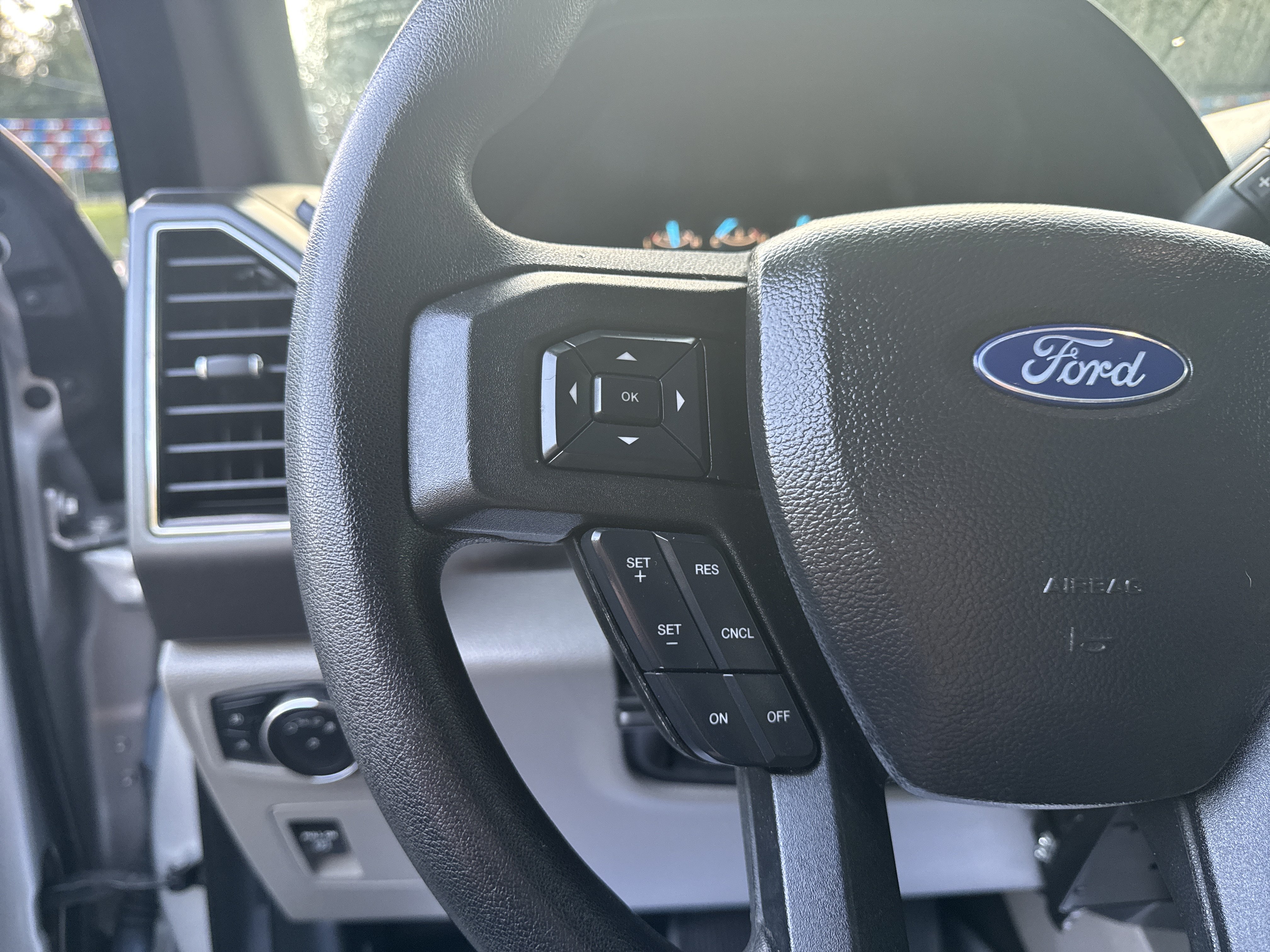 Used 2018 Ford F150 XLT w/ XTR Package AWD/4WD image 13