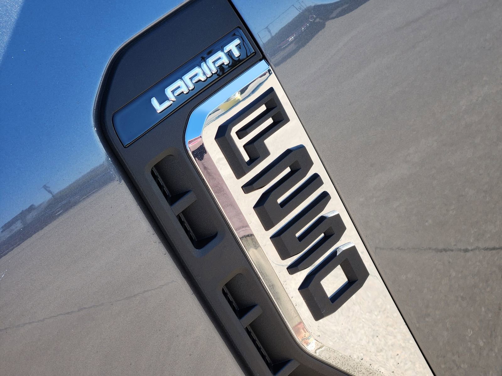 New 2026 Ford F250 Lariat w/ Lariat Ultimate Package image 11