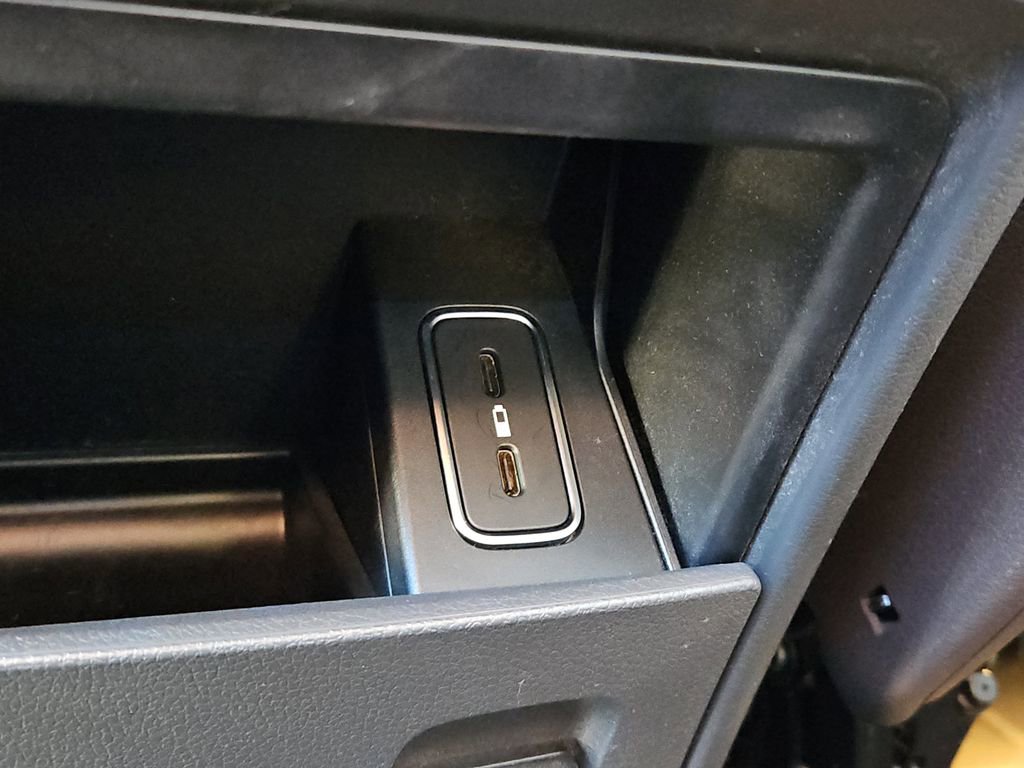 Used 2020 Mercedes-Benz GLE 450 4MATIC w/ Premium Package image 24