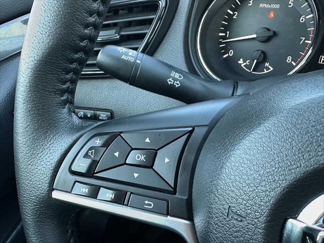 Used 2019 Nissan Rogue SV w/ Premium Package image 35