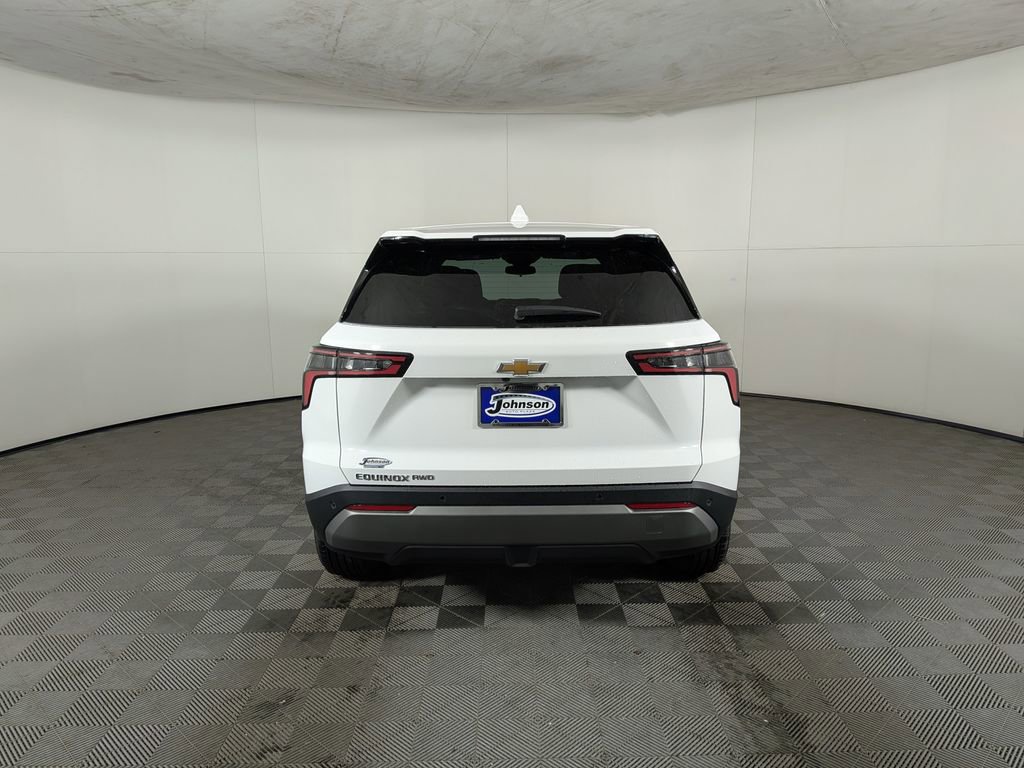 New 2026 Chevrolet Equinox LT image 8