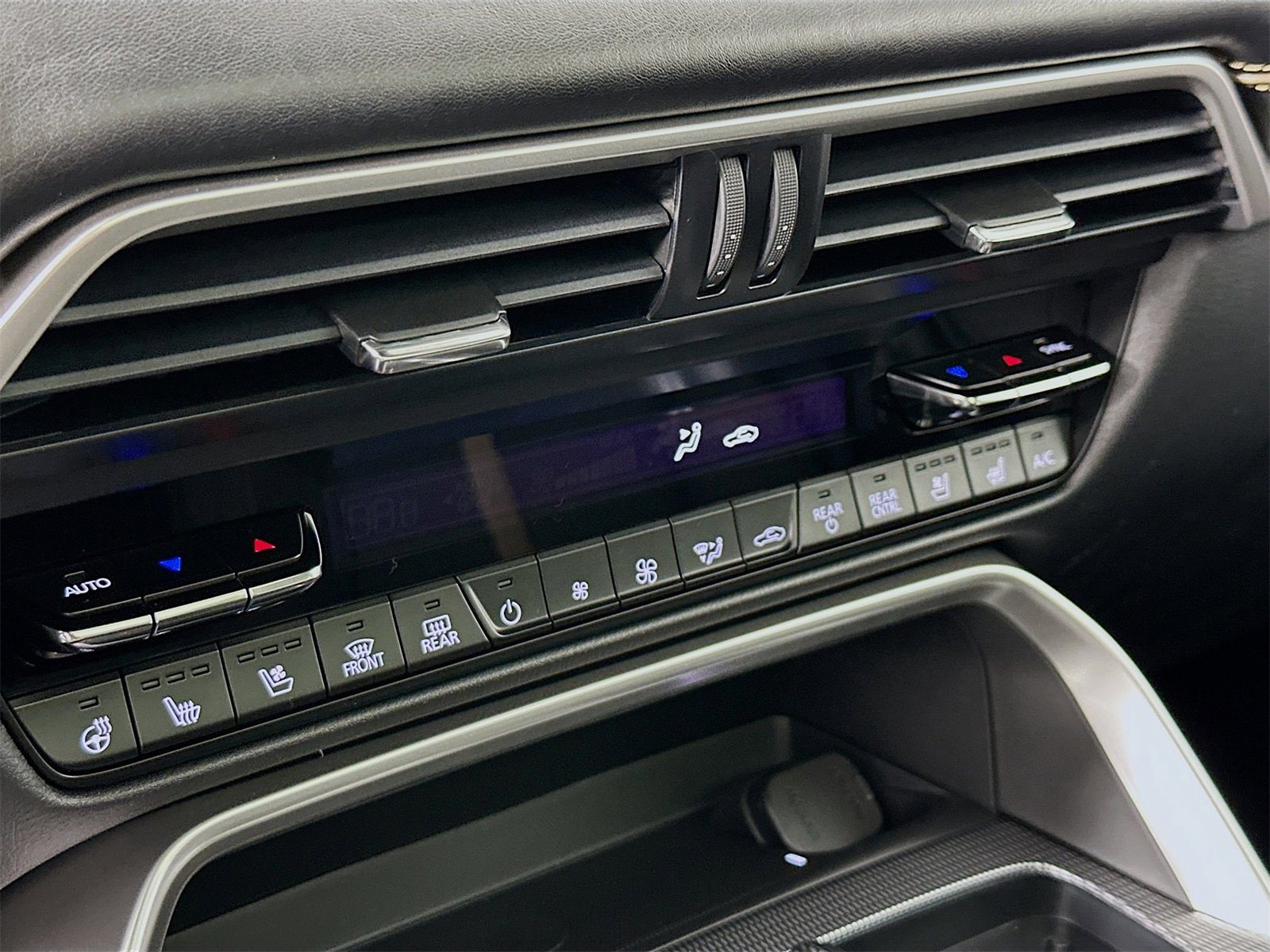 New 2026 MAZDA CX-90 Plug-In Hybrid w/ Premium Plus image 16