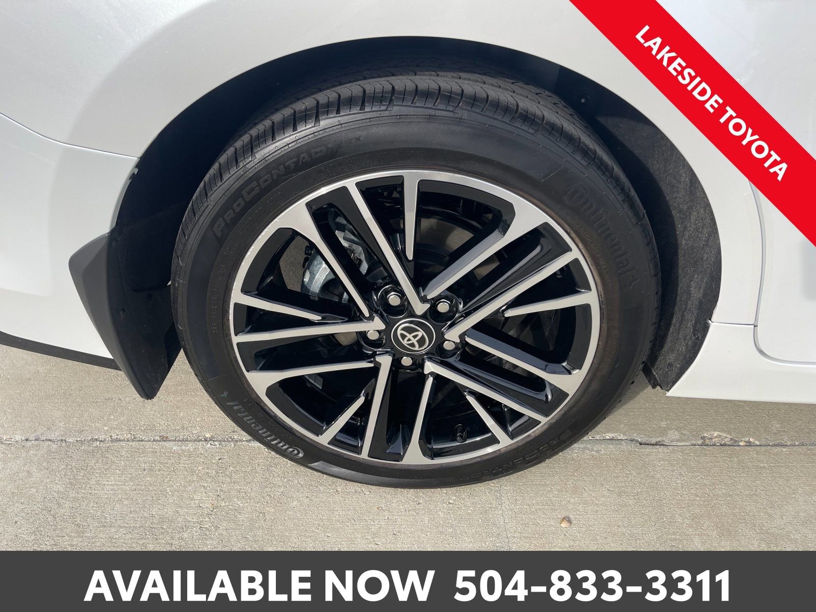 Used 2025 Toyota Camry XLE image 12