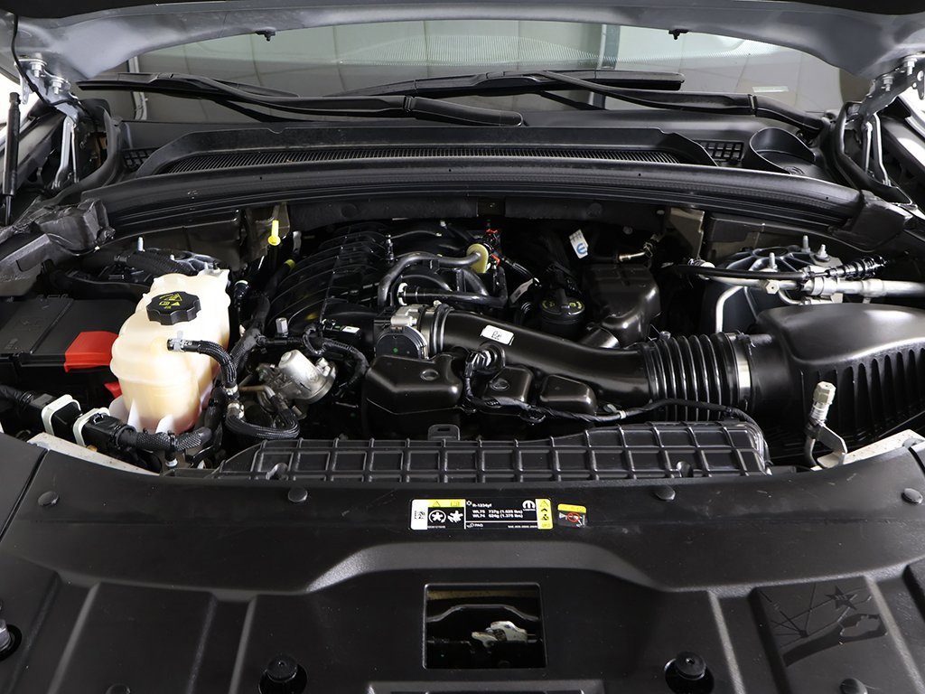 Used 2024 Jeep Grand Cherokee Altitude image 19