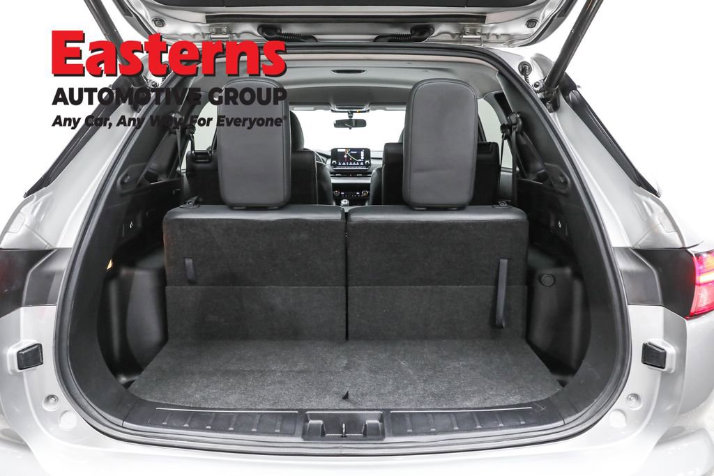 Used 2024 Mitsubishi Outlander SE image 9