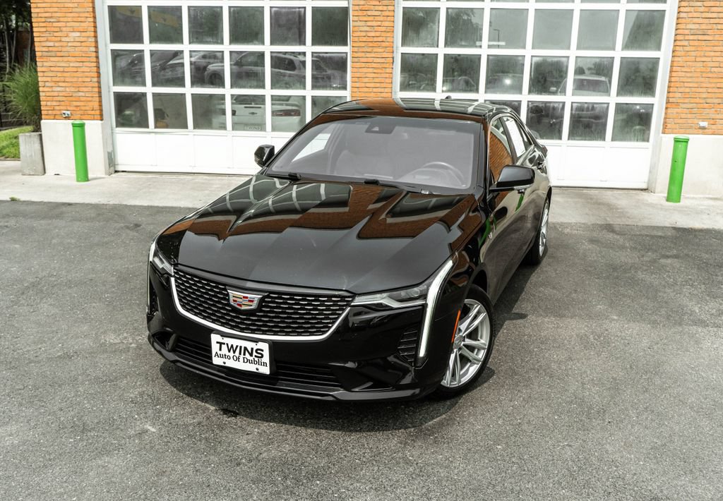 Used 2023 Cadillac CT4 Luxury w/ Sun And Sound Package AWD/4WD image 2