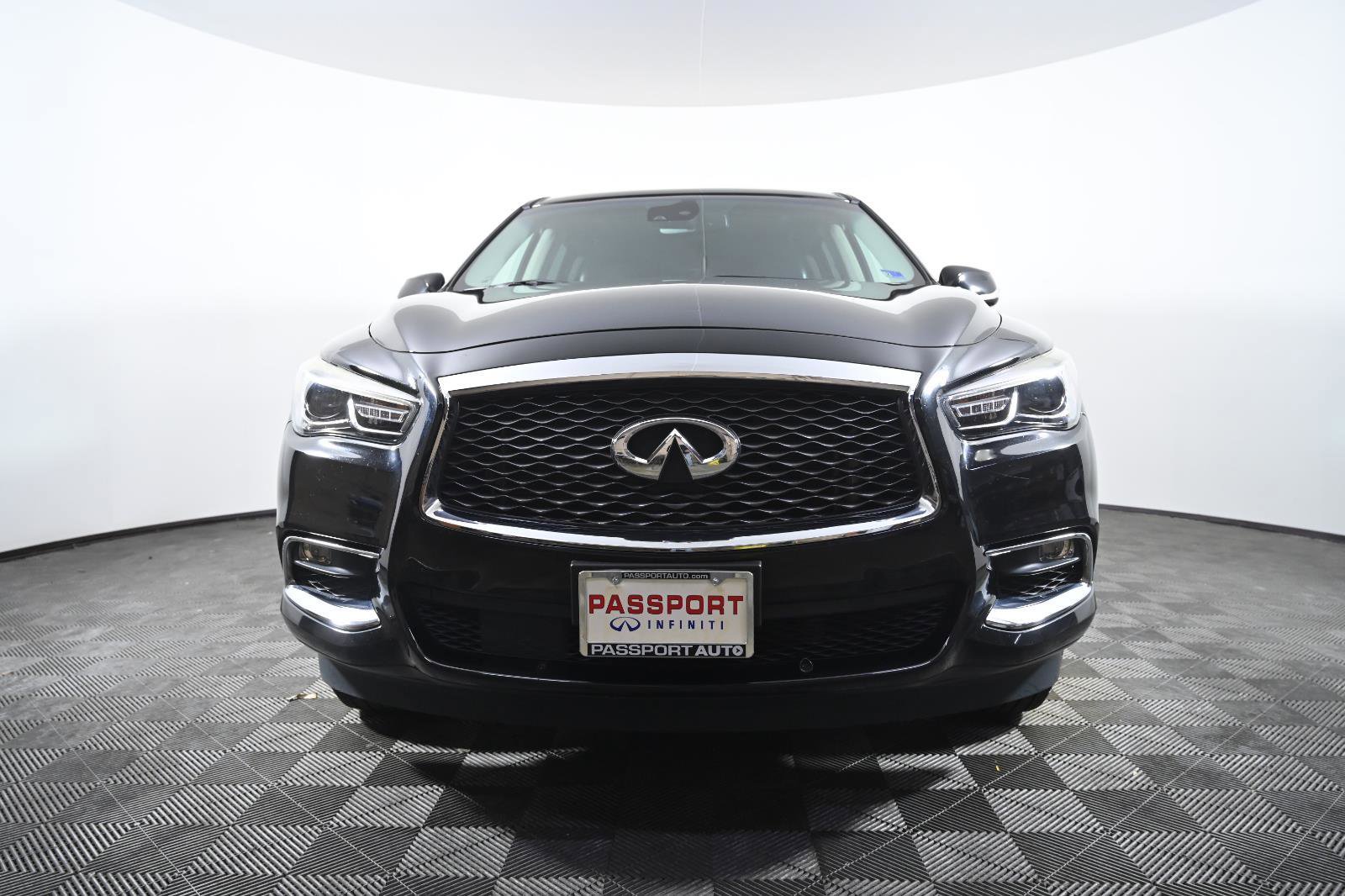 Used 2019 INFINITI QX60 Pure image 2