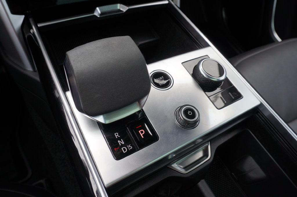 Used 2023 Land Rover Range Rover SE AWD/4WD image 20