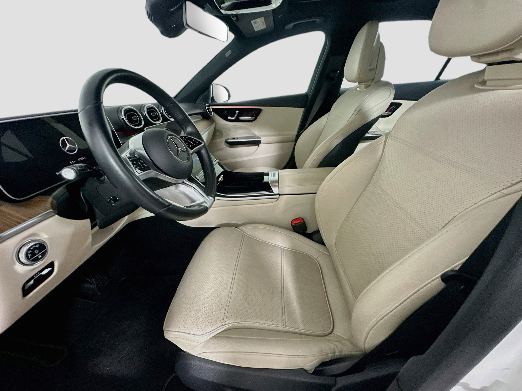 Used 2025 Mercedes-Benz C 300 Sedan image 13