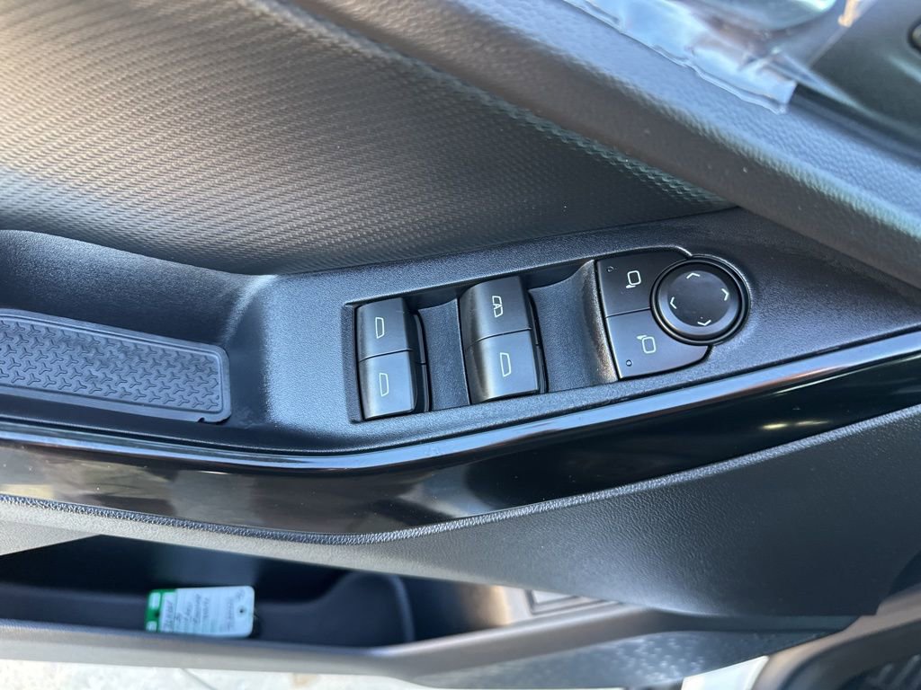 New 2026 Chevrolet Equinox LT image 7