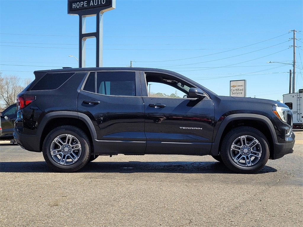 New 2025 GMC Terrain Elevation image 2