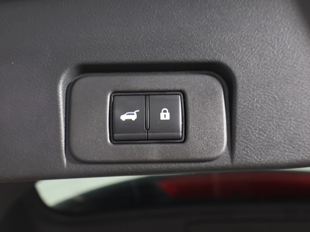 Used 2023 Nissan Rogue Platinum AWD/4WD image 25