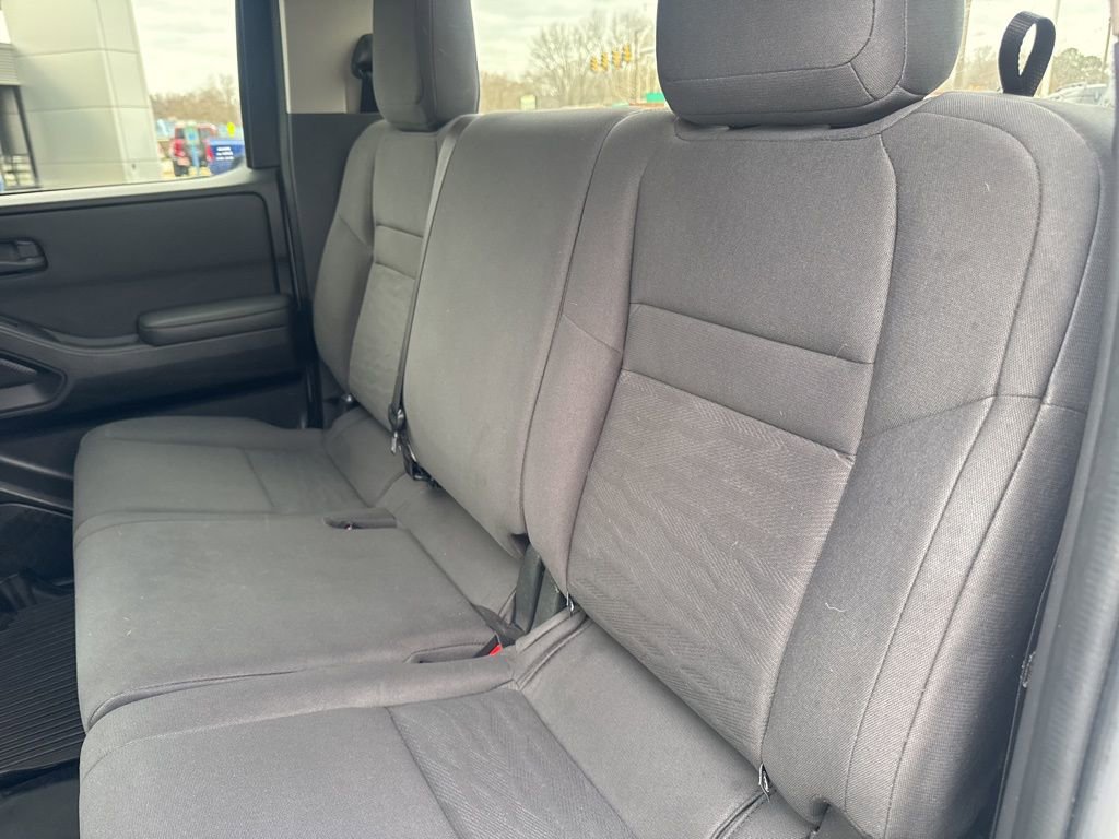 Used 2023 Nissan Frontier S image 43
