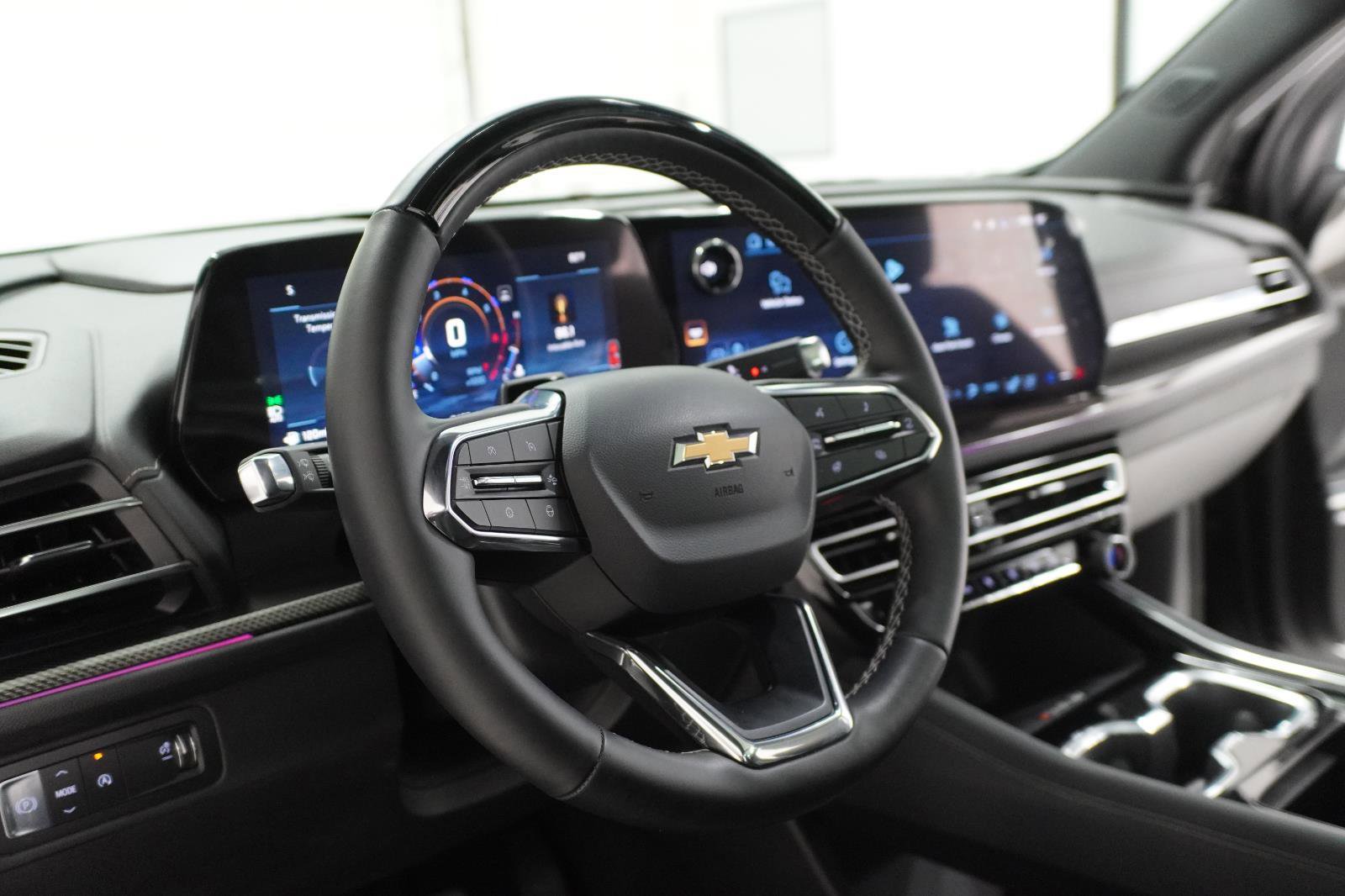 Used 2026 Chevrolet Traverse High Country w/ LPO, Floor Liner Package FWD image 20