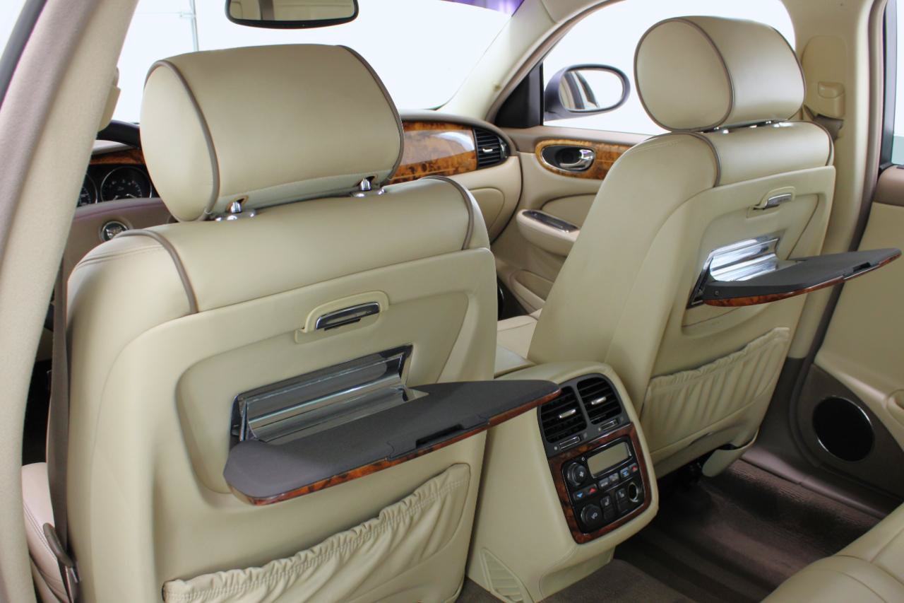 Used 2005 Jaguar XJ Vanden Plas RWD image 42