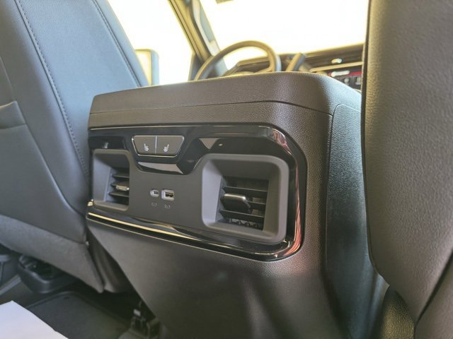New 2026 GMC Sierra 3500 AT4 w/ AT4 Premium Plus Package image 26
