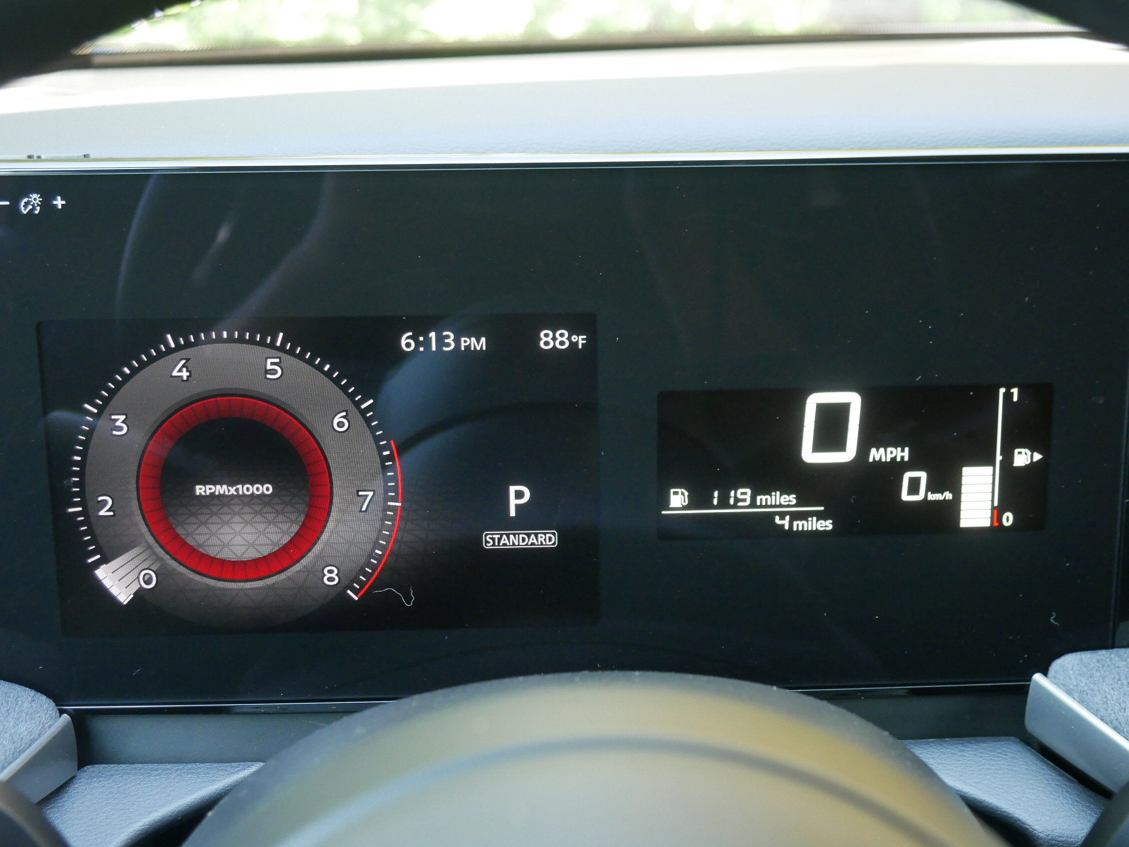 New 2025 Nissan Kicks SV w/ SV Premium Package image 7