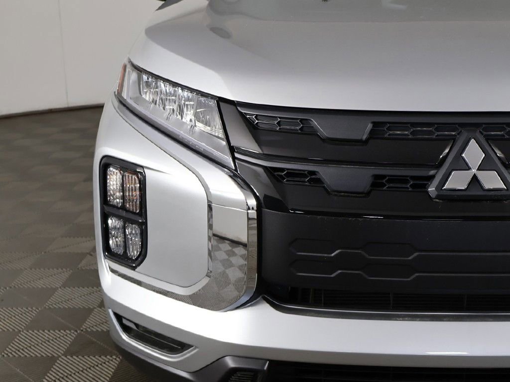 New 2026 Mitsubishi Outlander Sport LE AWD/4WD image 10