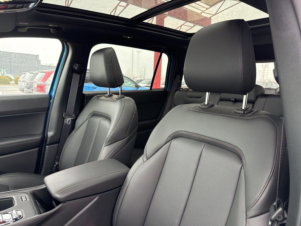 New 2026 Jeep Cherokee Overland image 11