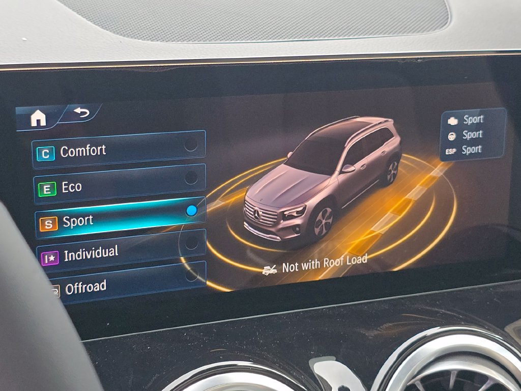 New 2026 Mercedes-Benz GLB 250 4MATIC image 33