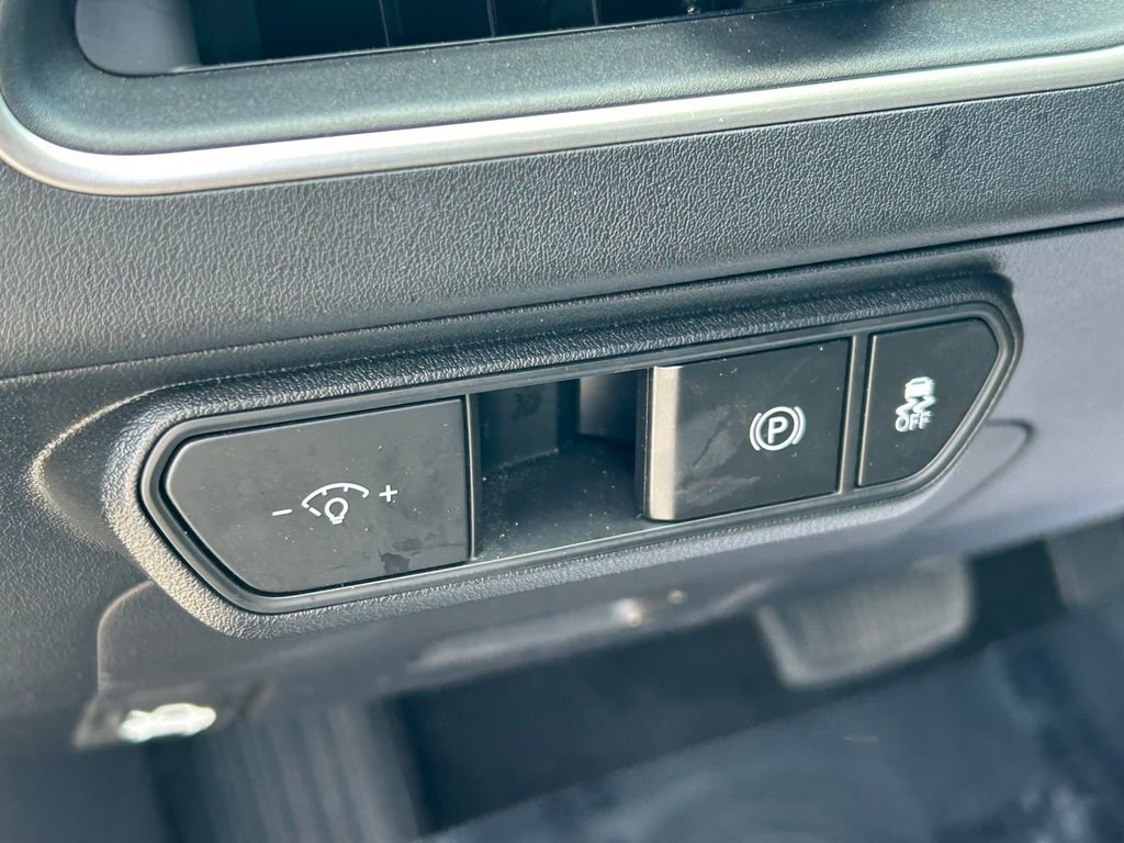 Used 2025 Kia K4 FWD image 22